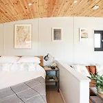 Longlands Semesterbostad